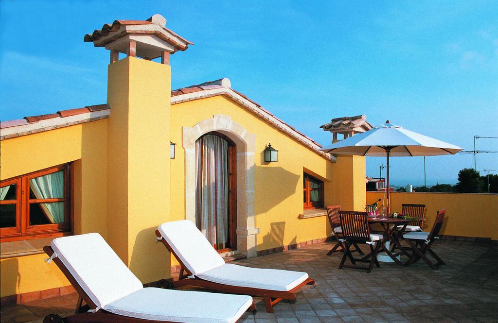 Hotel Restaurante La Masieta Creixell Exterior foto